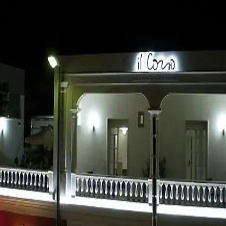 Il Corso In Via Garibaldi By Salentolimit לינה וארוחת בוקר 3*